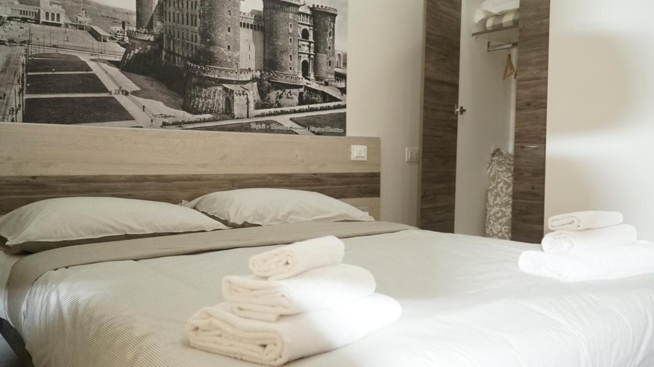 Donna Vicenza Bed & Breakfast Naples Extérieur photo
