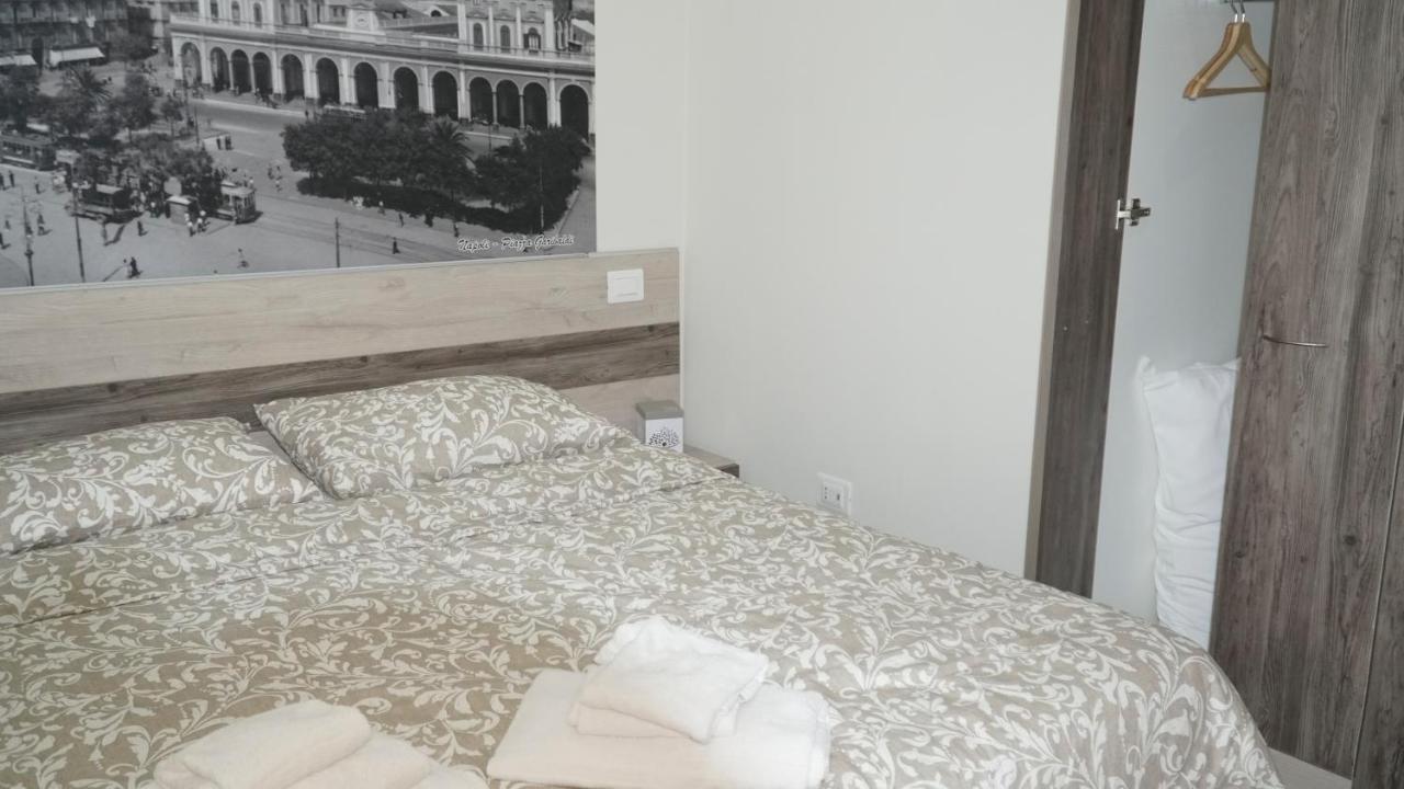 Donna Vicenza Bed & Breakfast Naples Extérieur photo