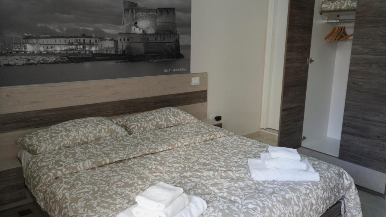 Donna Vicenza Bed & Breakfast Naples Extérieur photo