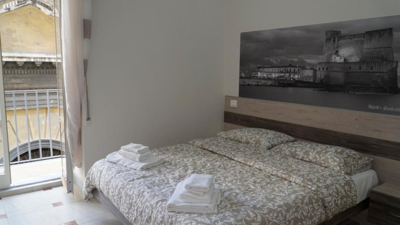 Donna Vicenza Bed & Breakfast Naples Extérieur photo